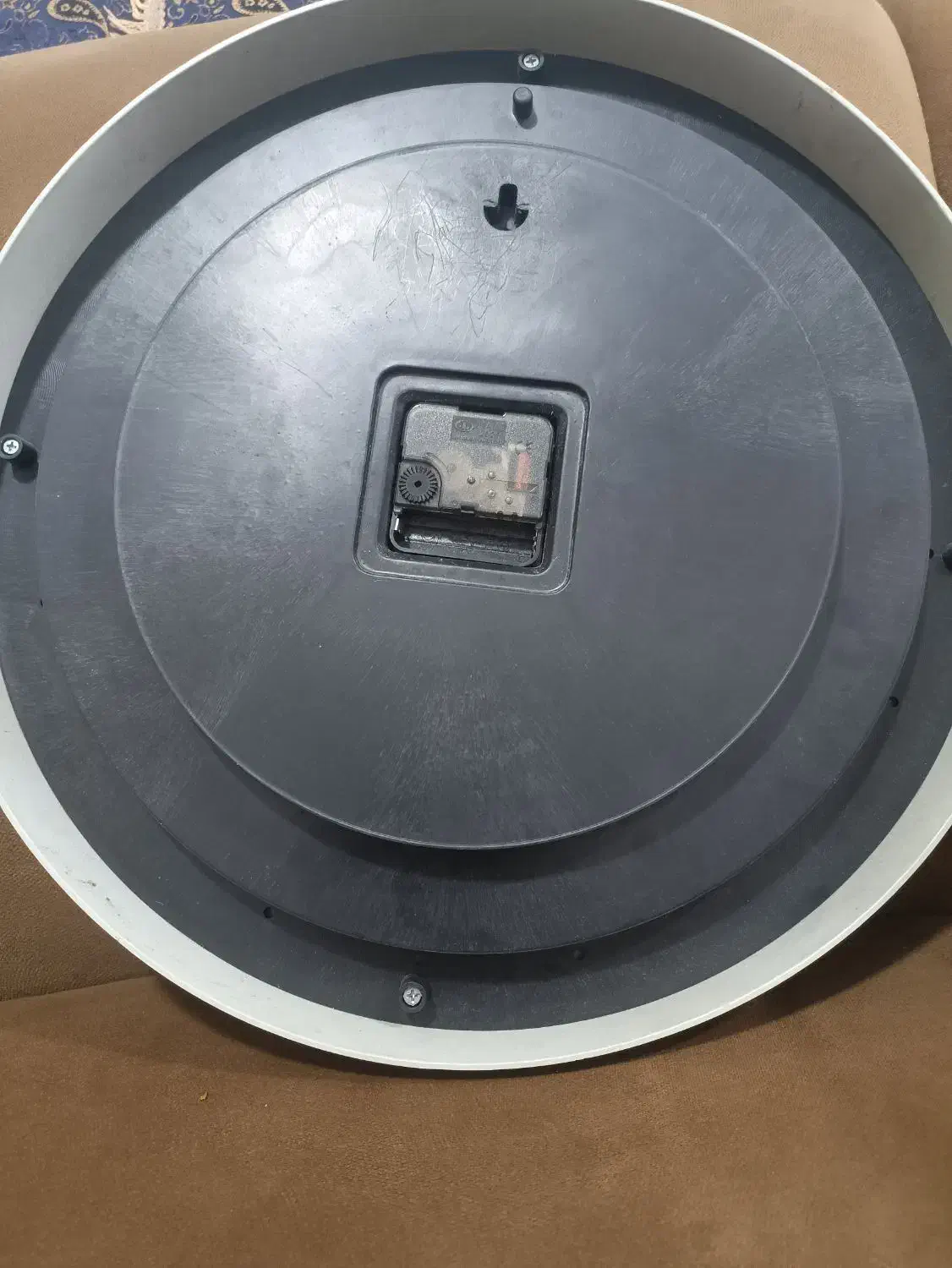 فروش ساعت دیواری شیک در حد نو|ساعت دیواری و تزئینی|بندرعباس, |دیوار