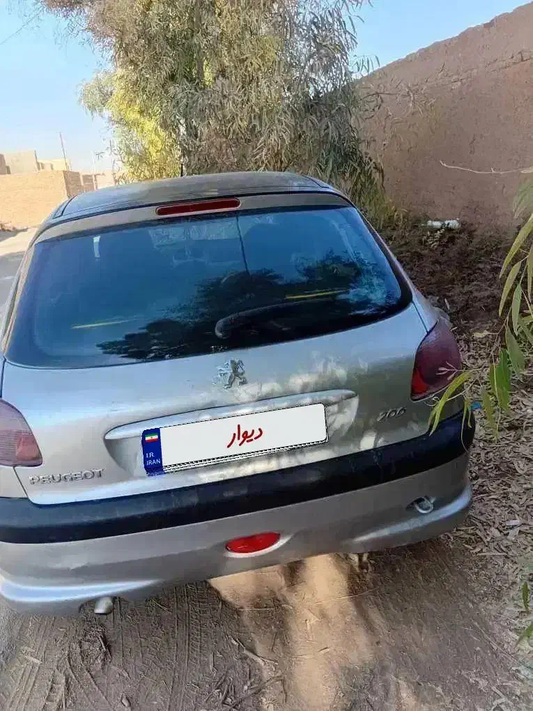 ۲۰۶ مدل ۸۳|خودرو سواری و وانت|میبد, |دیوار