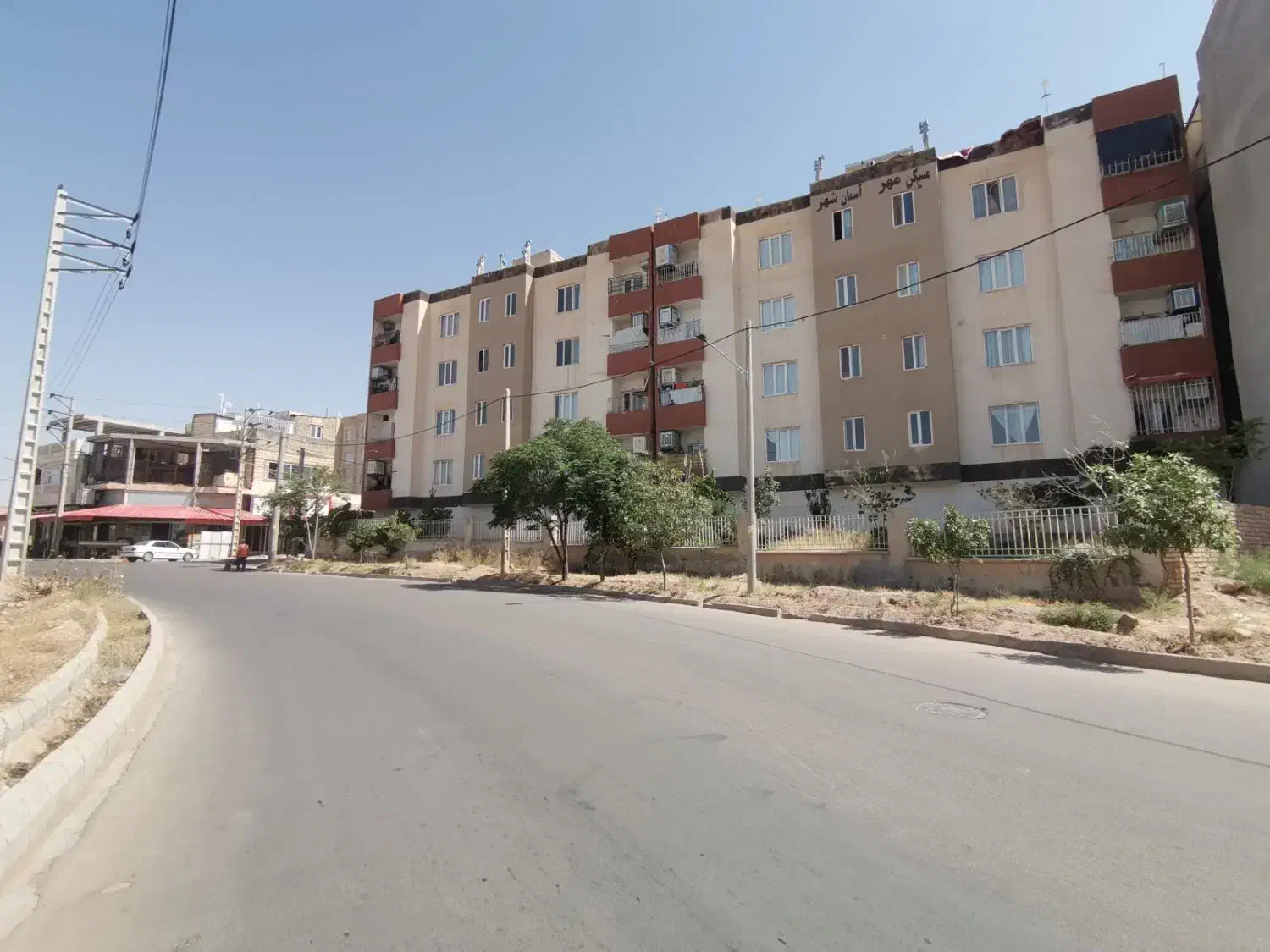 مسکن مهر پشت بیمارستان بلوک تلاشگران|فروش آپارتمان|اسفراین, |دیوار