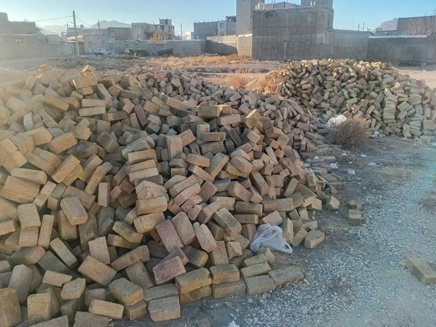 آجر نو|مصالح و تجهیزات ساختمان|قروه, |دیوار