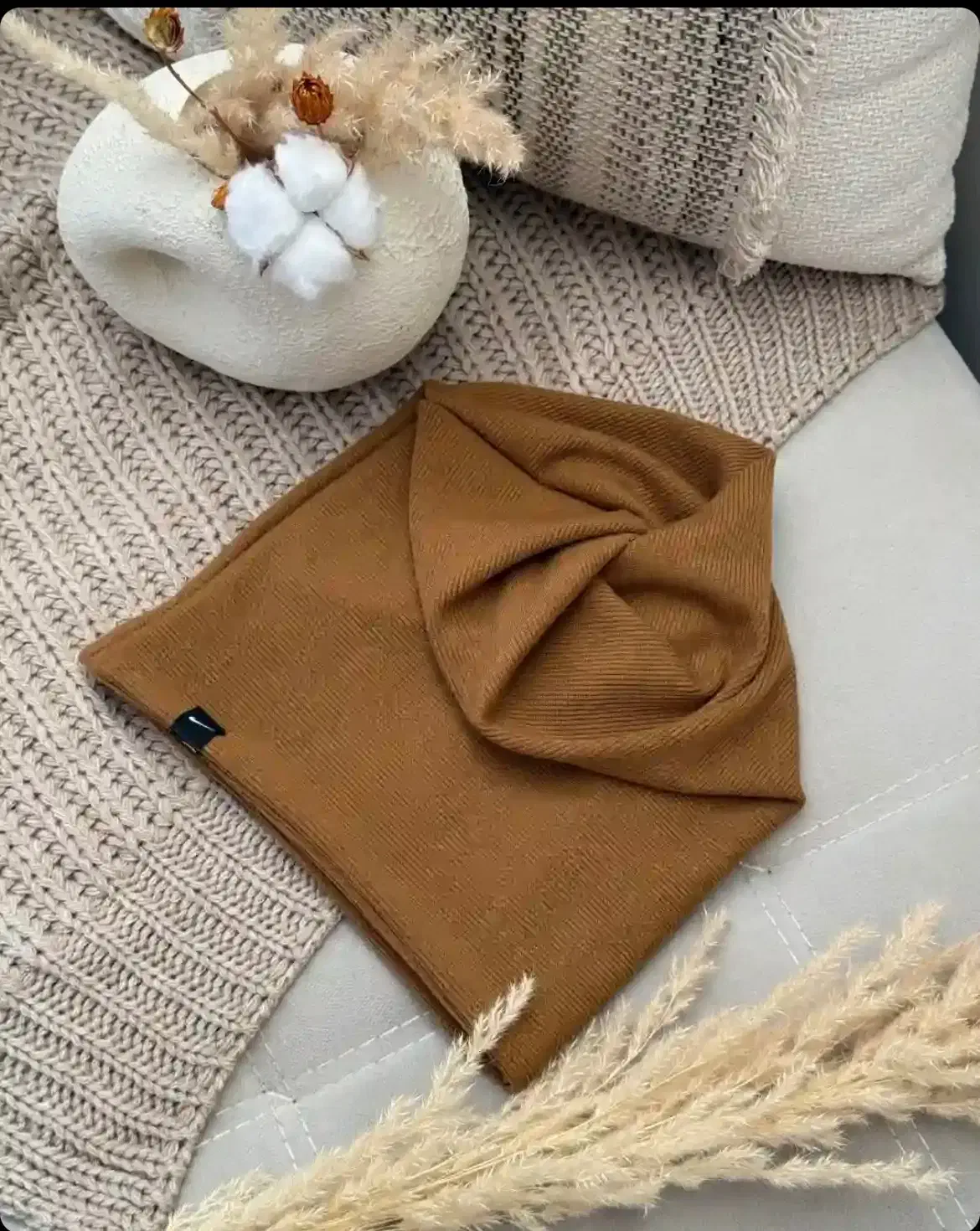 کلاه اسکارفی کبریتی|لباس|تفرش, |دیوار