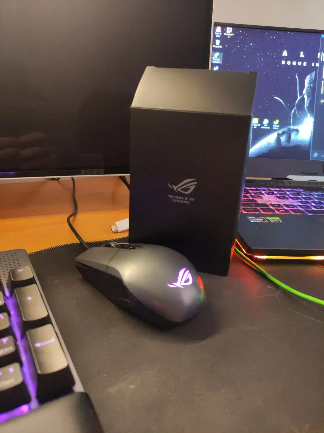 موس ROG Strix|قطعات و لوازم جانبی رایانه|مشهد, شهرک رازی (شهرک غرب)|دیوار