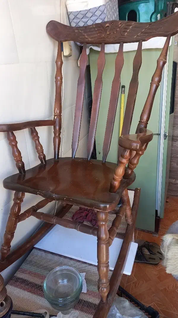 صندلی راحتی|صندلی و نیمکت|شیراز, گویم|دیوار