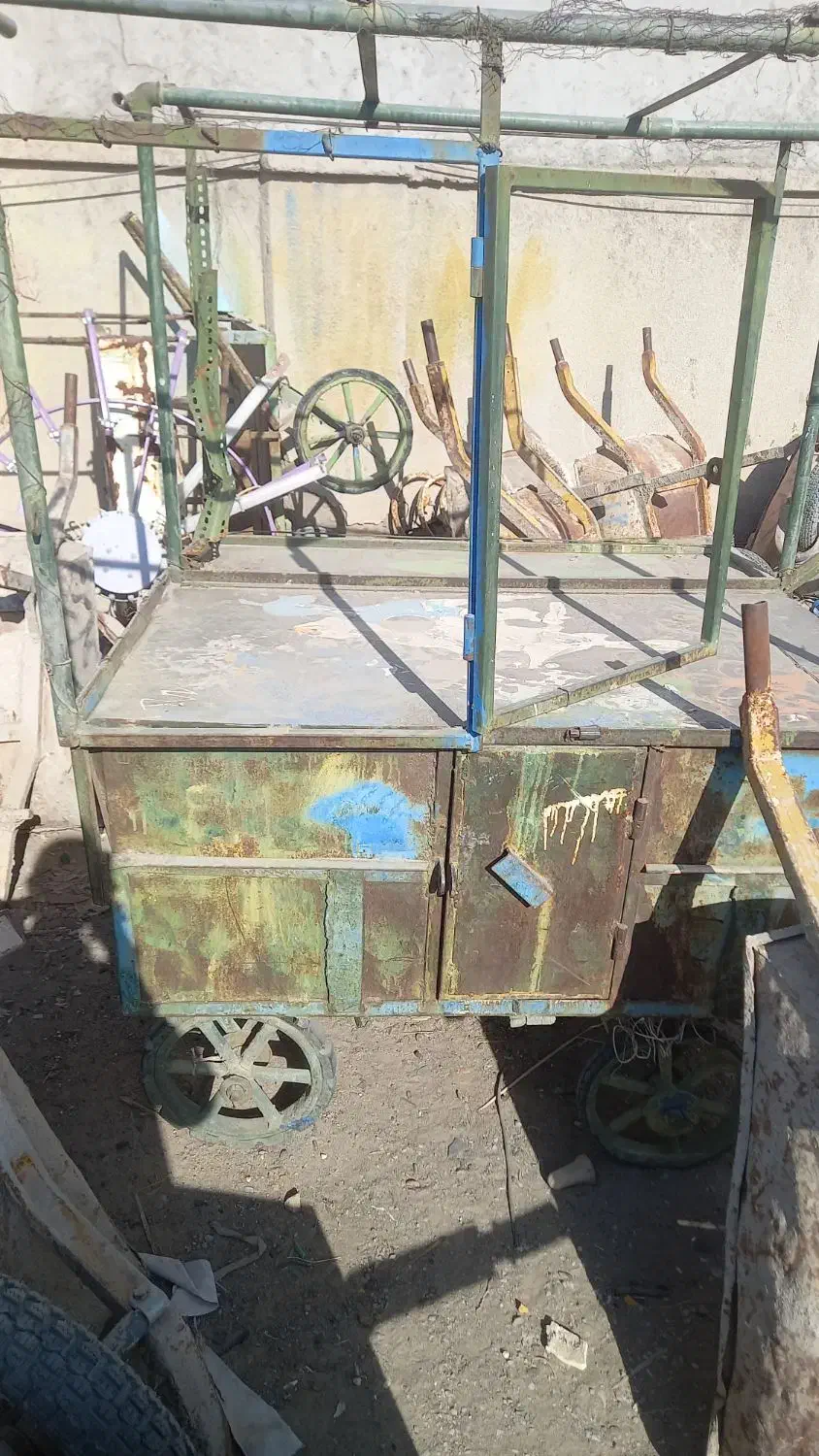 یه دستگاه گاری فلافلی لازم دارم|فروشگاه و مغازه|خاش, |دیوار