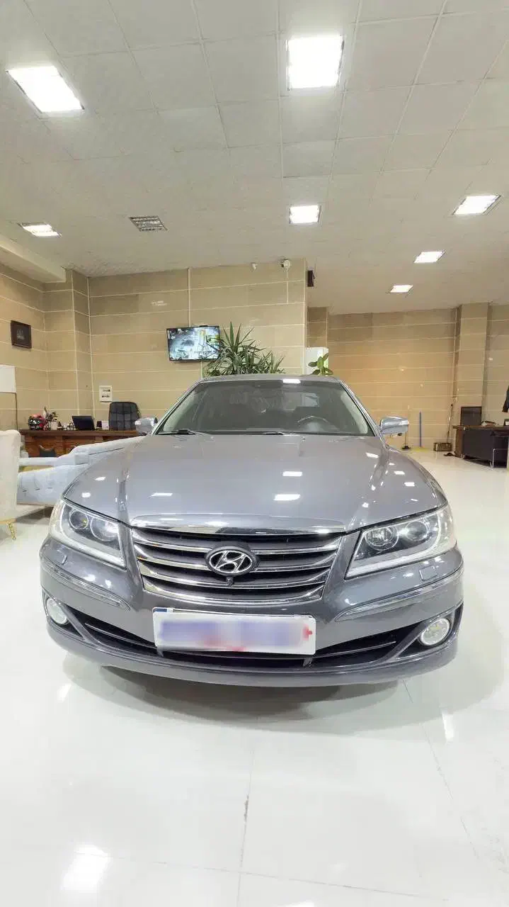 آزرا کالیفرنیا مدل ۲۰۱۱|خودرو سواری و وانت|قم, دورشهر|دیوار