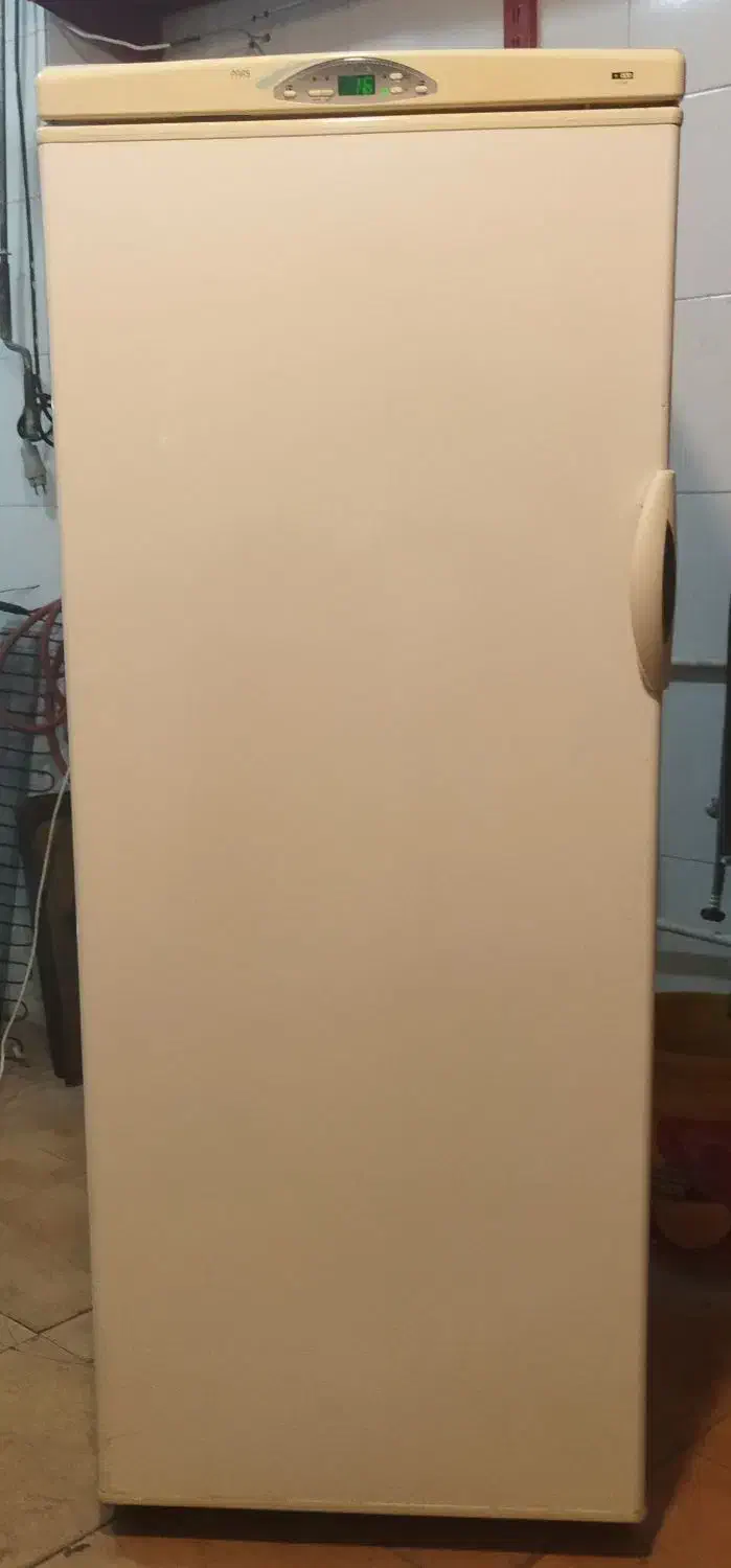 تمام فریزر برفکی در حد صفر پارس|یخچال و فریزر|تبریز, |دیوار