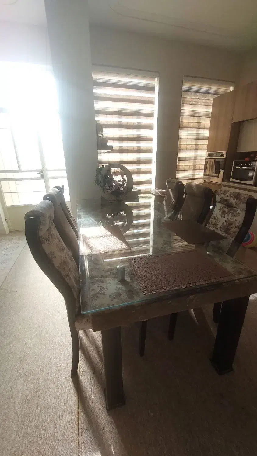 مبل ۷ نفره، غذاخوری ۷ نفره،  میز وسط و عسلی|مبلمان خانگی و میز عسلی|جهرم, |دیوار