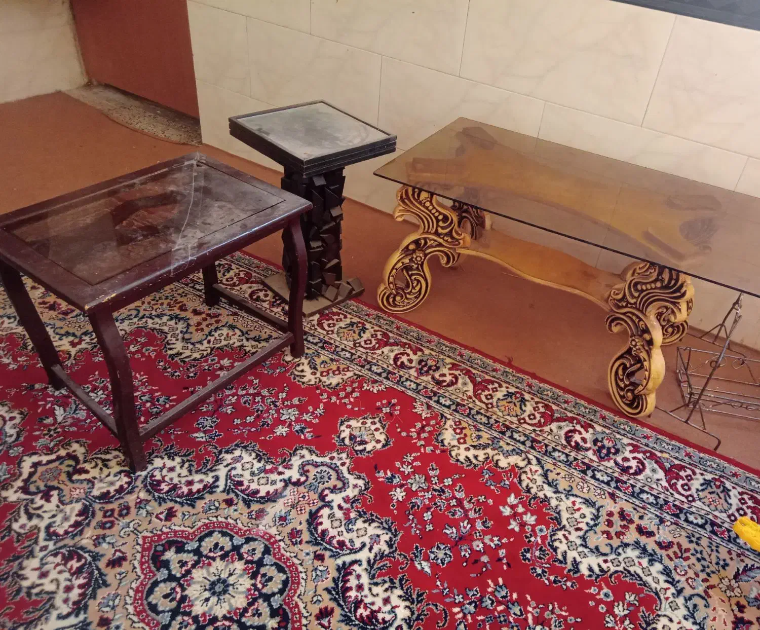 گل میز و دو عسلی|مبلمان خانگی و میز عسلی|رامهرمز, |دیوار