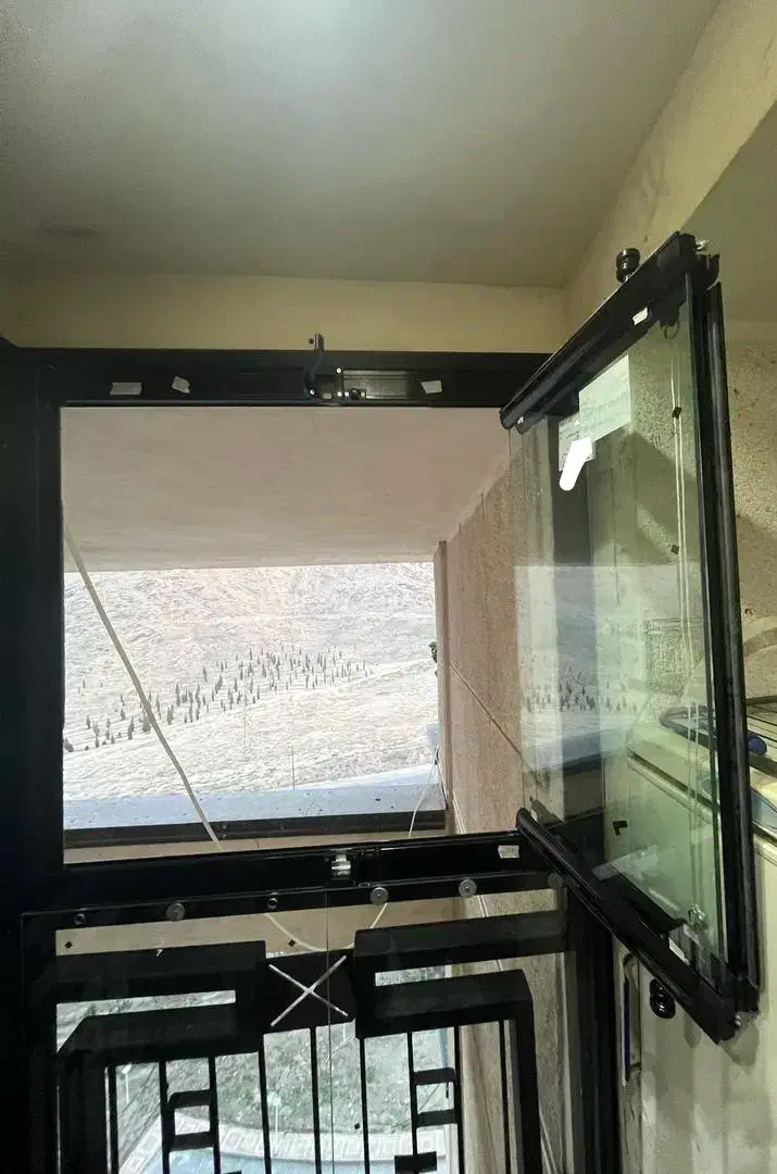 نصب شیشه سکوریت|مصالح و تجهیزات ساختمان|اراک, |دیوار