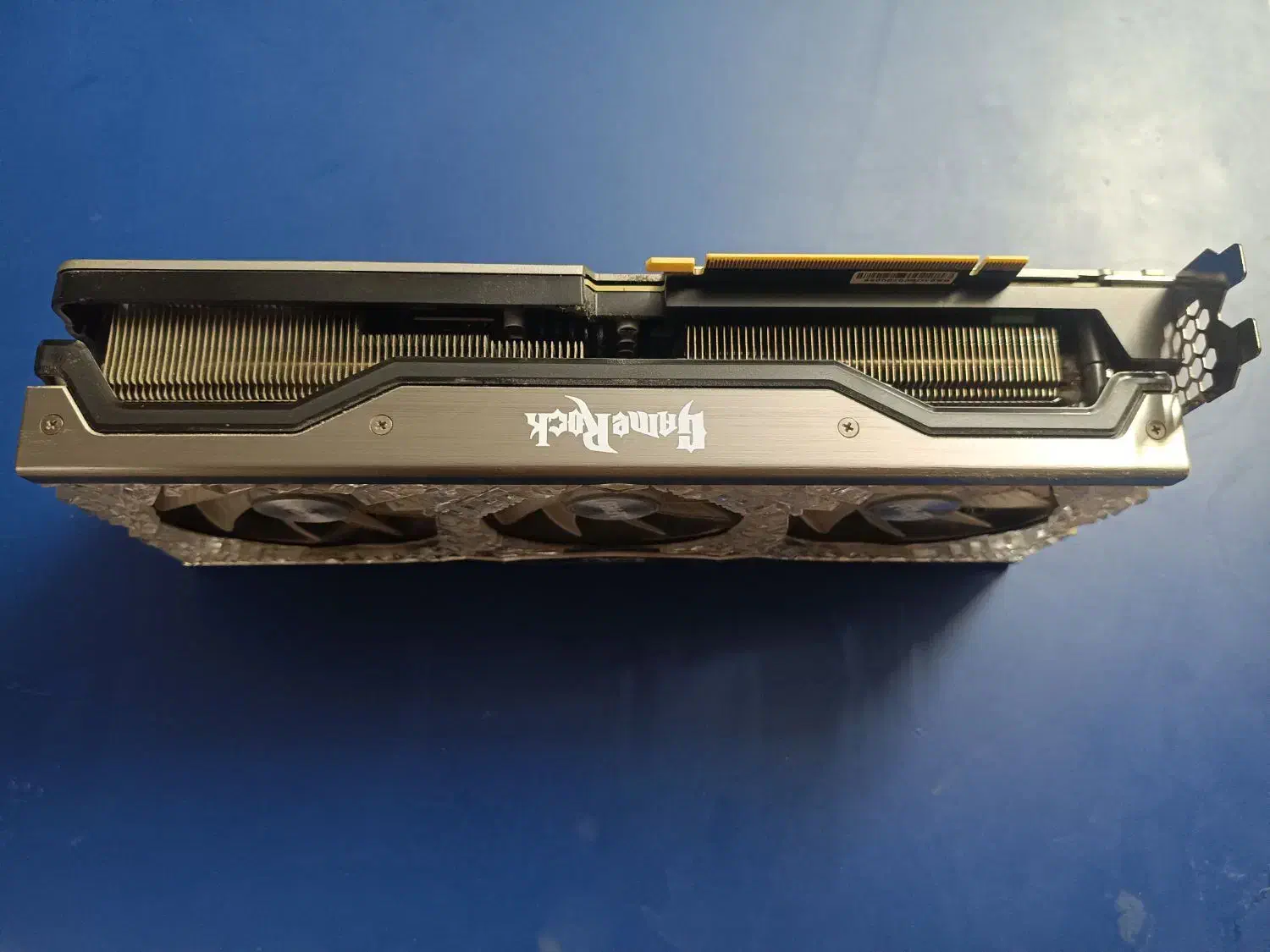 کارت گرافیک 30/90 قیمت هر عدد 98000000|قطعات و لوازم جانبی رایانه|شیراز, درکی|دیوار