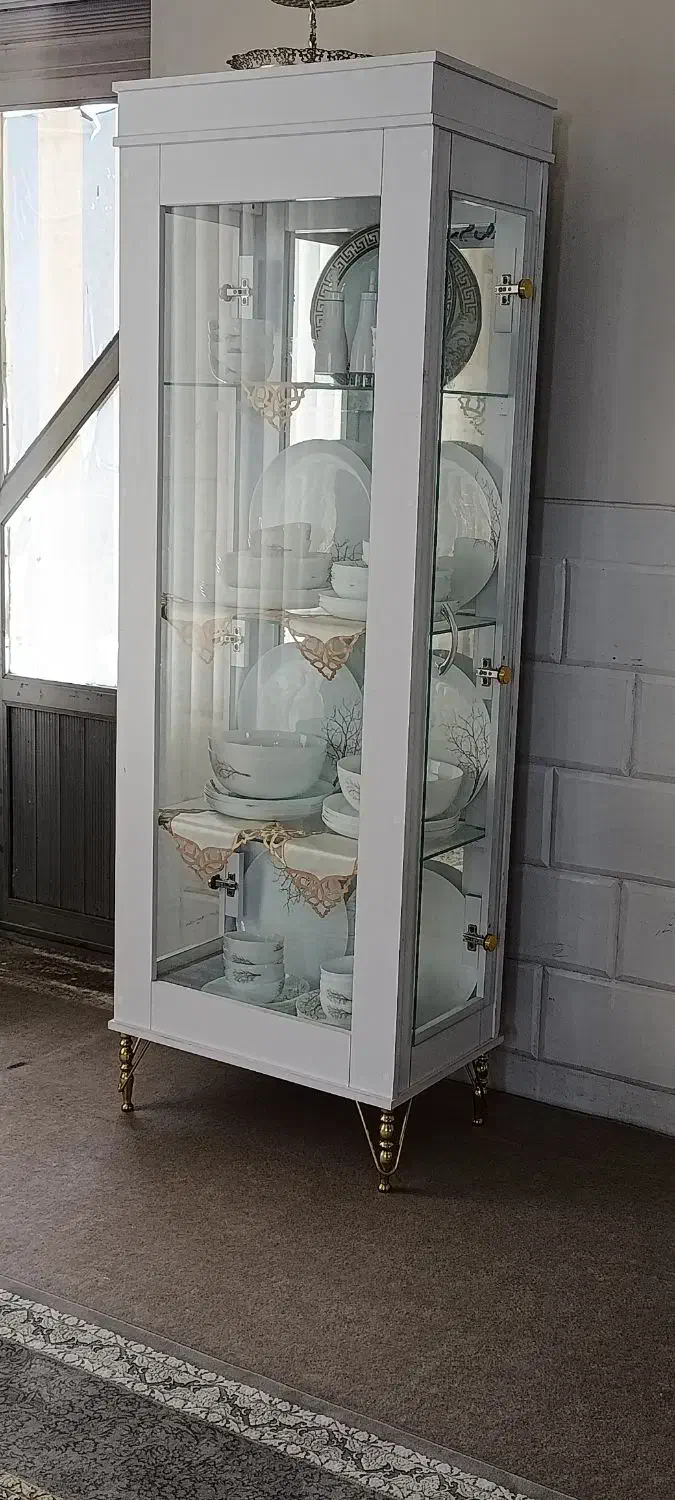 میز ناهارخوری کم جا،ویترین و جاکفشی|میز و صندلی غذاخوری|خمینیشهر, |دیوار