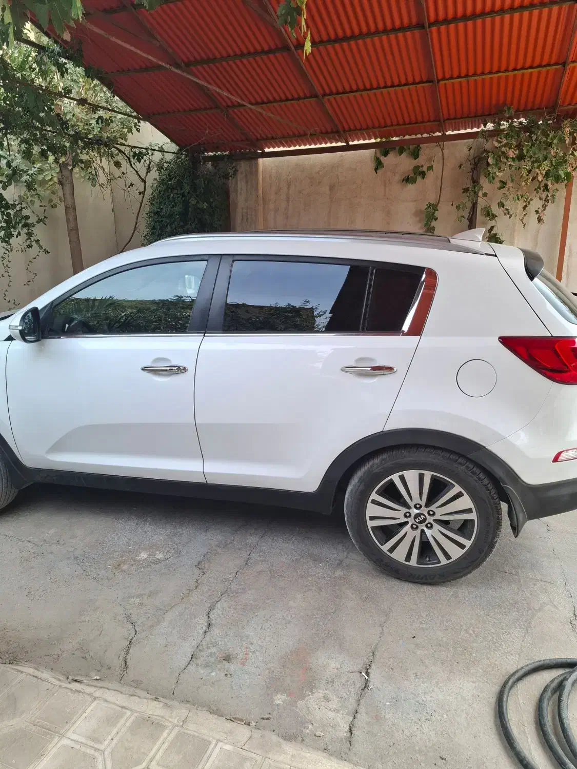 اسپرتج ۲۰۱۴ سند تک برگ بدون رنگ|خودرو سواری و وانت|تهران, تهرانپارس غربی|دیوار