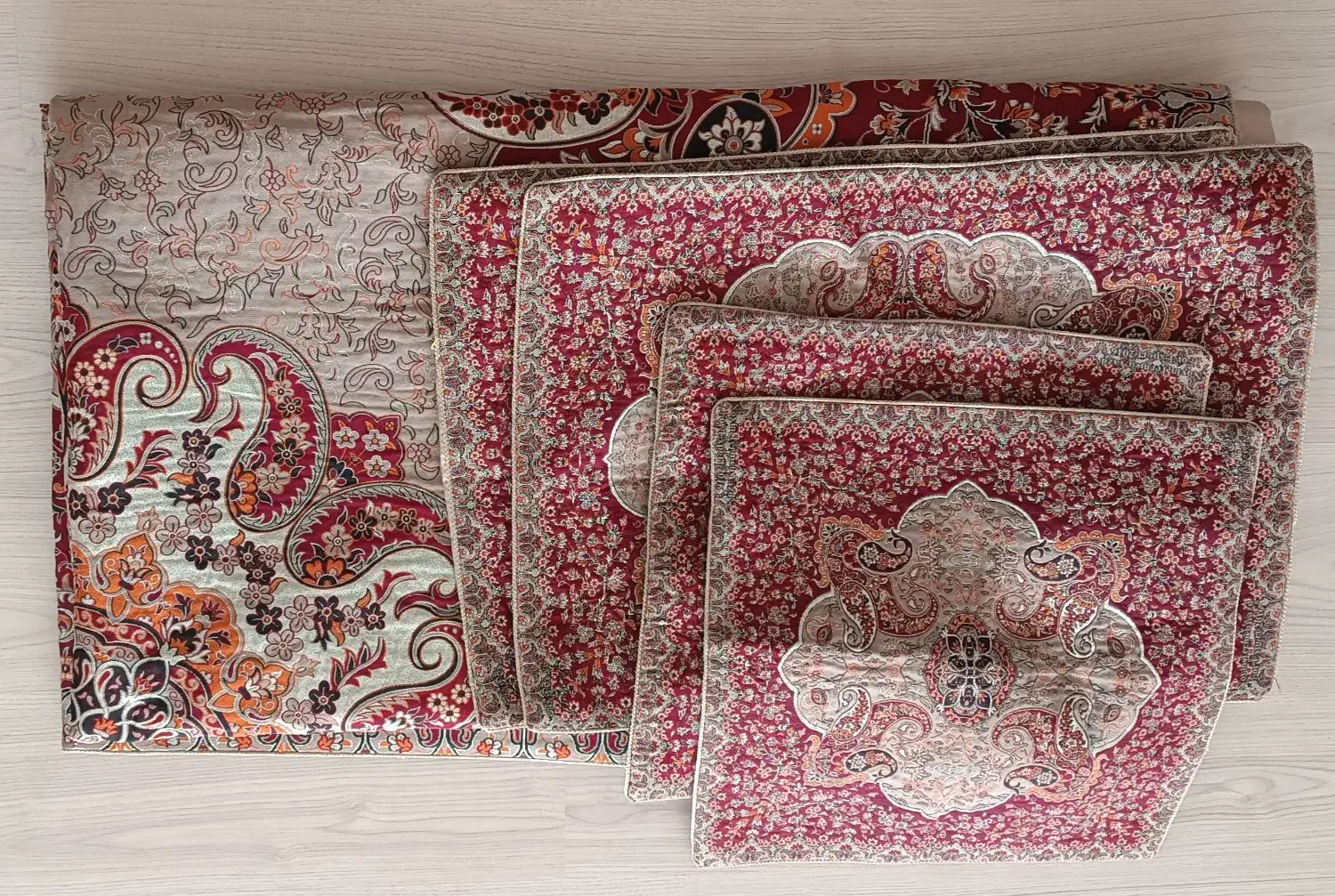 ست ۵تکه ترمه اقبال یزد|سرویس روتختی|ارومیه, |دیوار