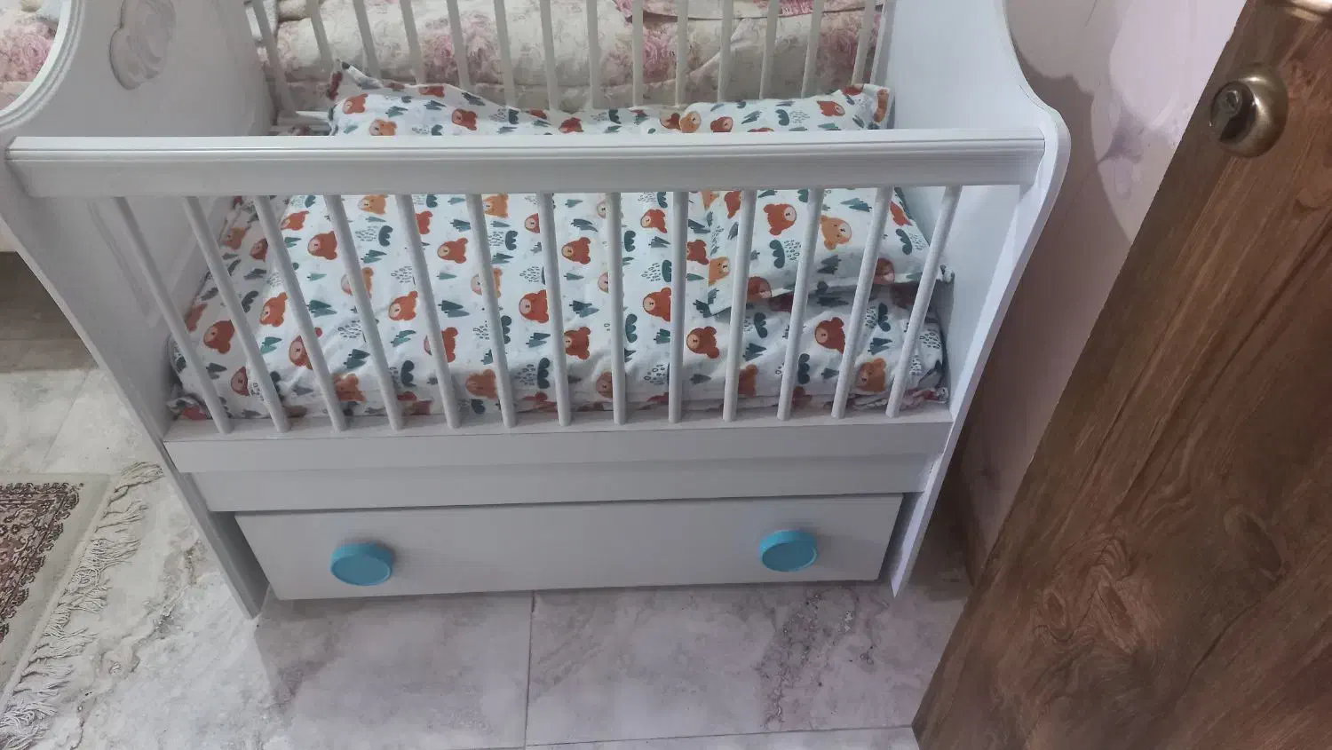 تخت نوزادی|اسباب و اثاث بچه|فردیس, انبار نفت|دیوار