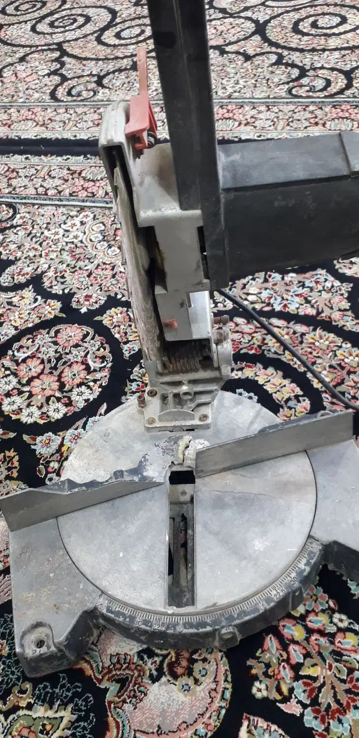 فارسی بر کارکرده|ابزارآلات|اهواز, کمپلو شمالی|دیوار