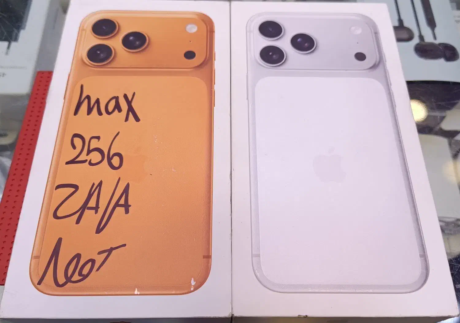 آیفون 17پرومکس256zaa سیلور و نارنجی|موبایل|تهران, اختیاریه|دیوار
