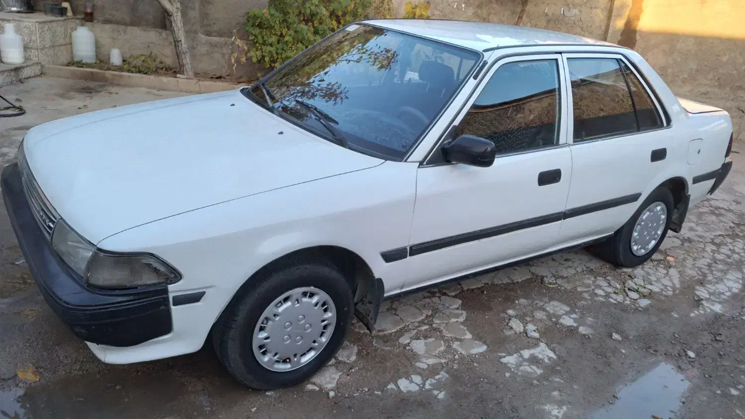 تویوتا کرونا ۱۹۹۱|خودرو سواری و وانت|اصفهان, شهرک کوثر|دیوار