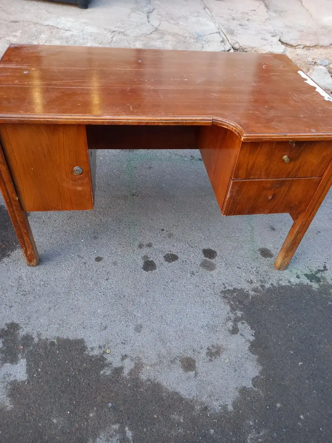 میزکاردرجهیک|میز تحریر و کامپیوتر|دزفول, |دیوار