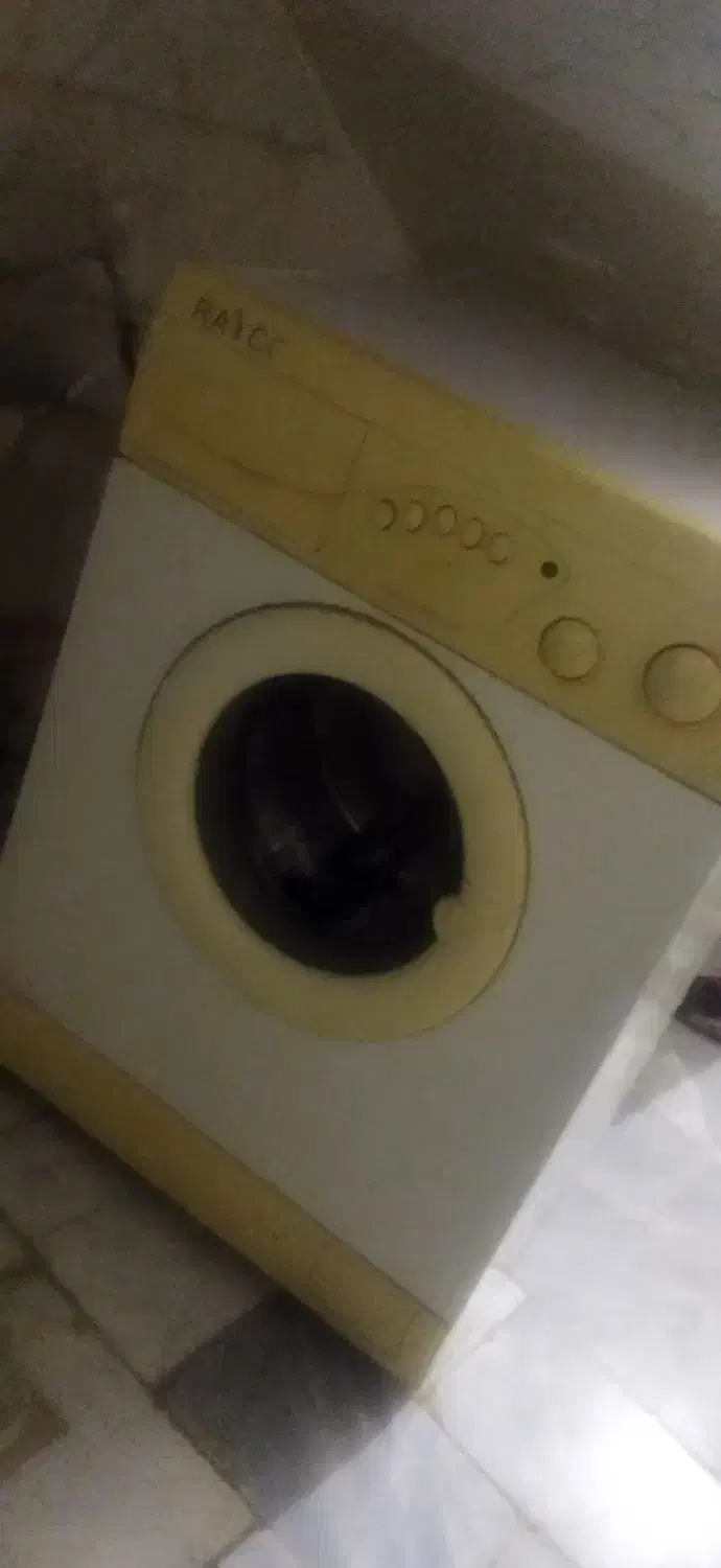 لباس شویی ۵کیلوی سالم تازه موتورش سالم|ماشین لباسشویی و خشککن لباس|گلستان (تهران), |دیوار