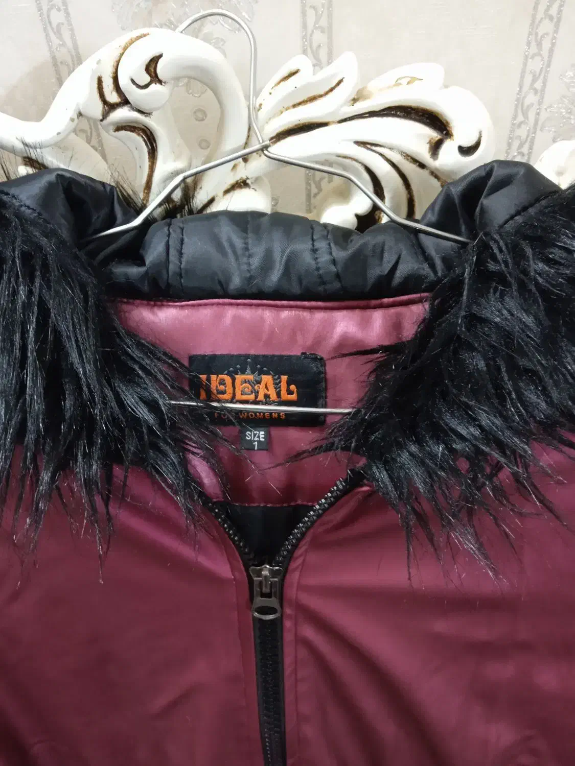 کاپشن دخترانه بزرگ|لباس|مهاجران, |دیوار