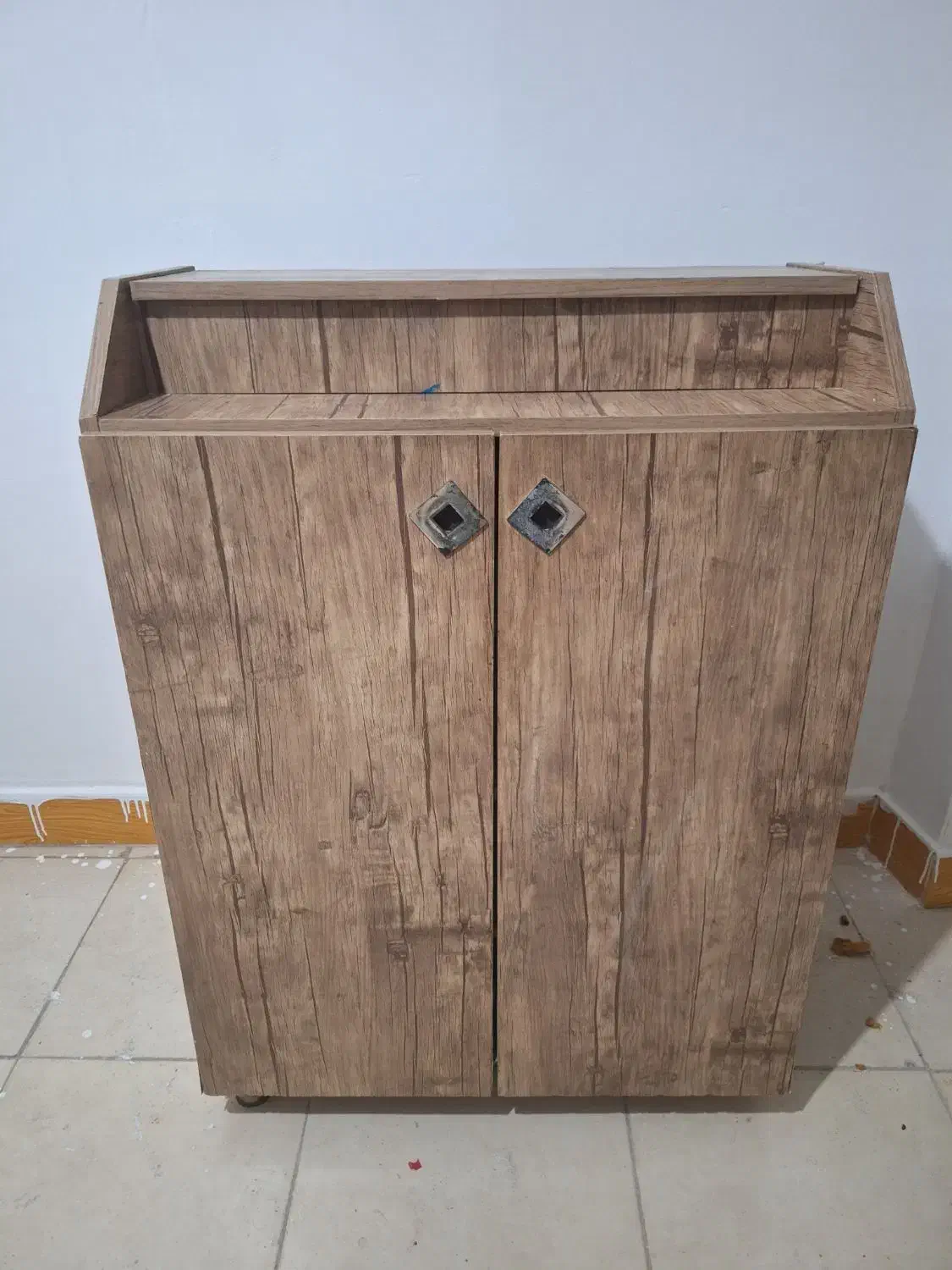 جاکفشی|جاکفشی، کمد، دراور|فردیس, شهرک شهید حسینی|دیوار