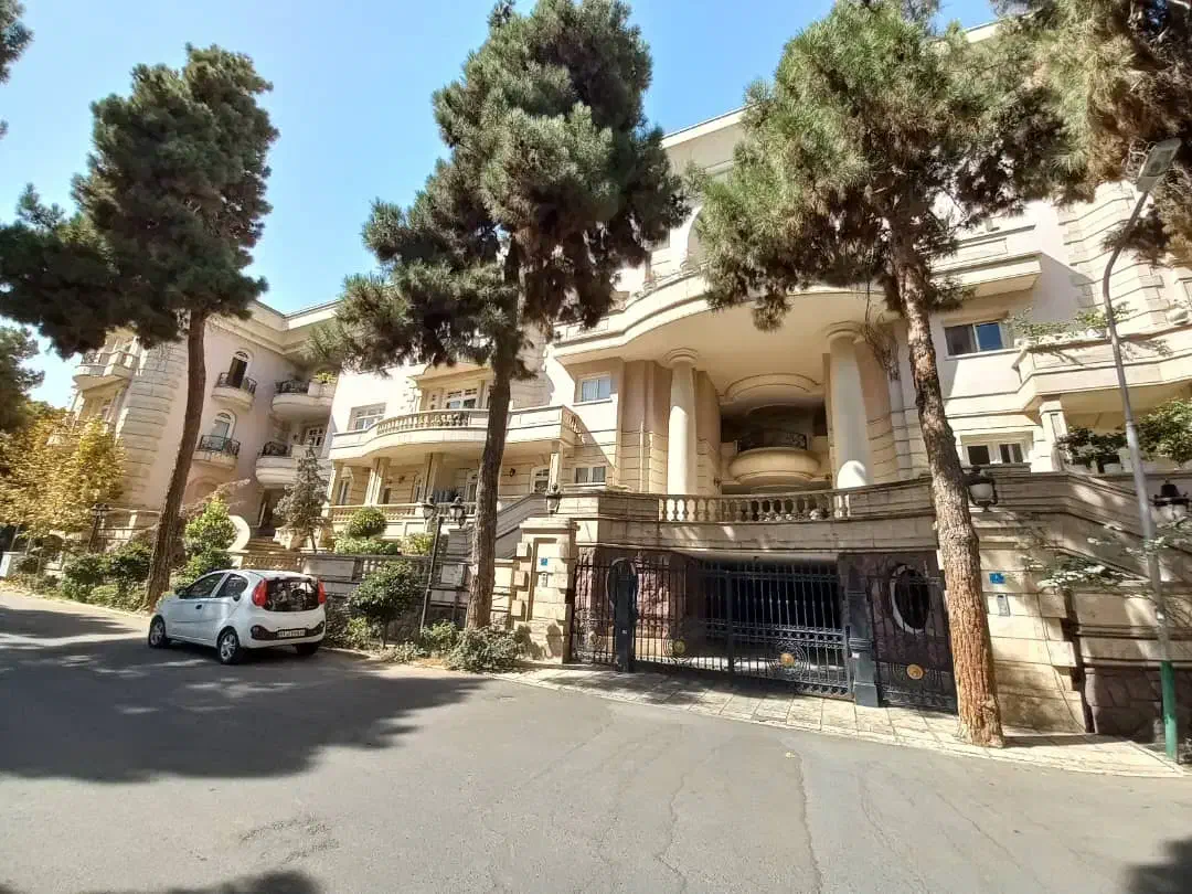۲۸۰ متر گلستان شمالی/۲پارکینگ/۴ خواب|اجارهٔ آپارتمان|تهران, صاحبقرانیه|دیوار