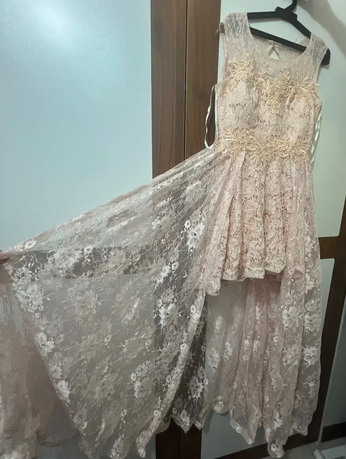 مجلسی|لباس|فردیس, منظریه|دیوار