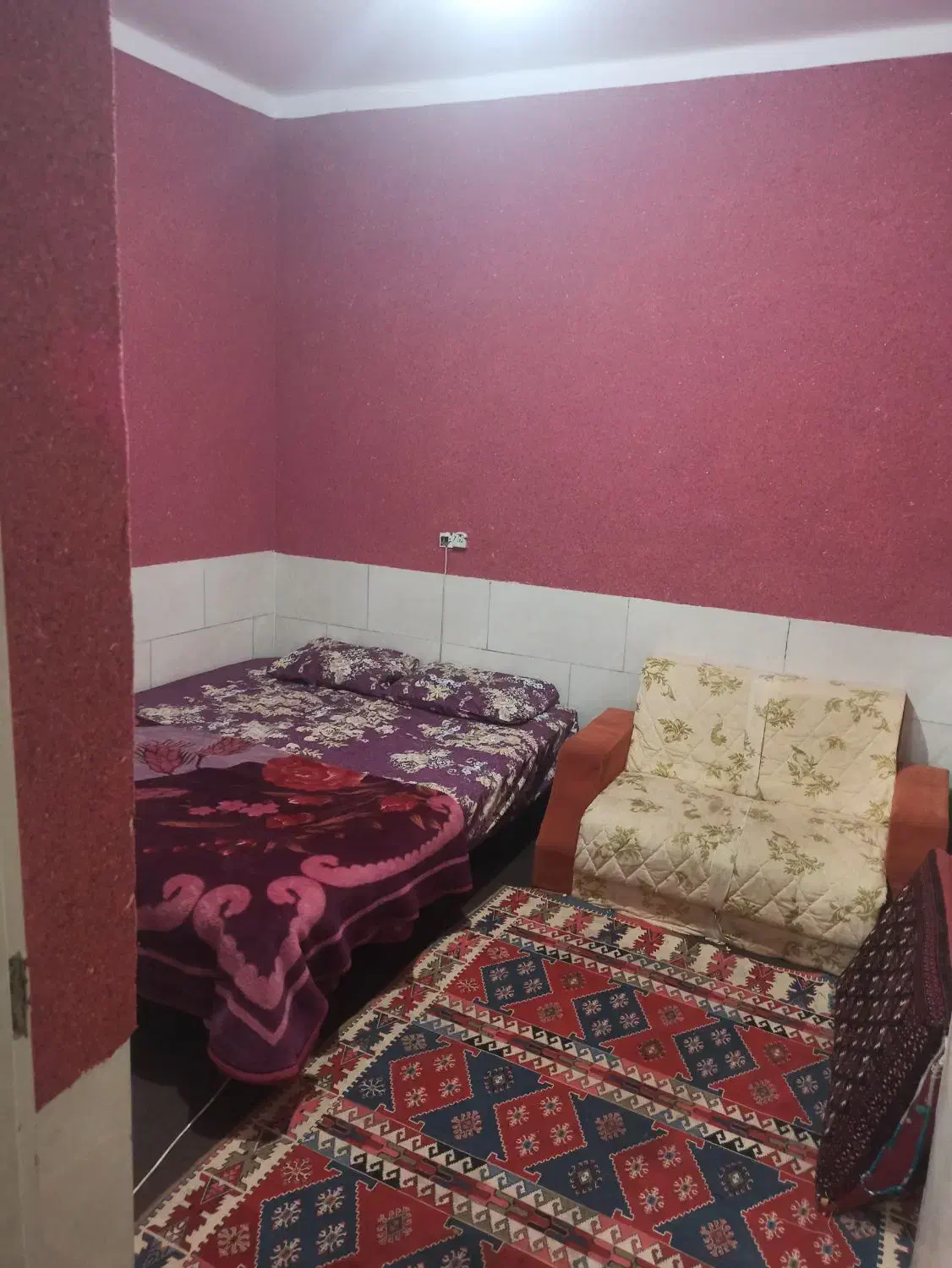 آپارتمان دوخوابه در قلب شهر نزدیک به اماکن تاریخی|اجارهٔ کوتاهمدت آپارتمان و سوئیت|شیراز, بازار|دیوار