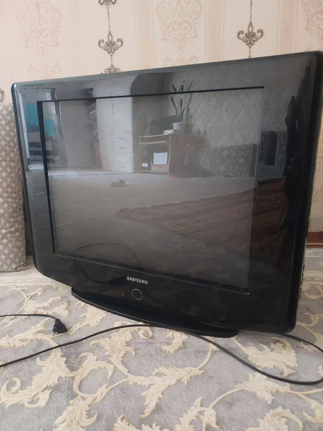 تلویزیون۲۹اینج|تلویزیون و پروژکتور|مریوان, |دیوار