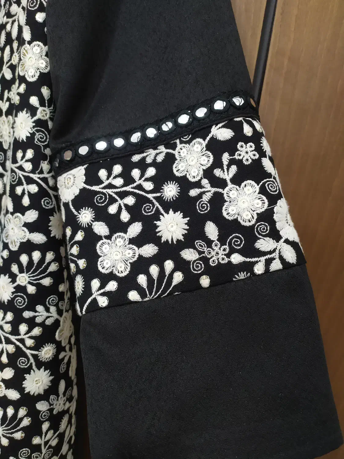 مانتو|لباس|ساوه, |دیوار