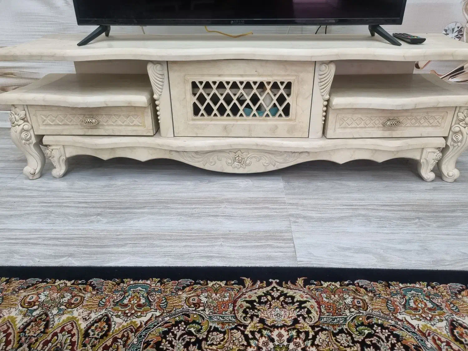 میز تلوزیون|میز تلویزیون|فومن, |دیوار