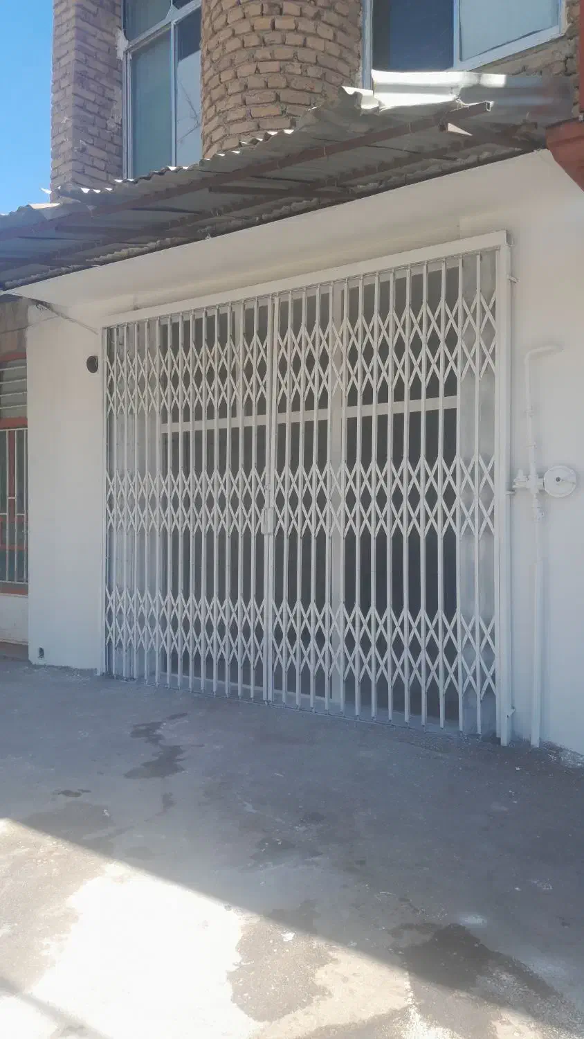 مغازه ۵۰ متری|اجارهٔ مغازه و غرفه|صحنه, |دیوار