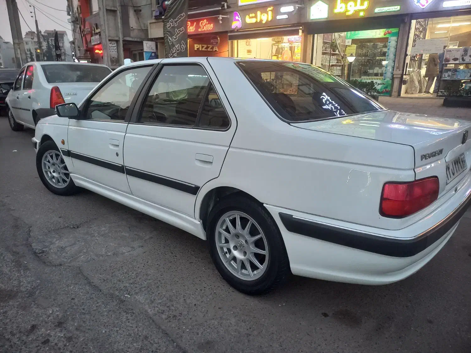 پژو پارس سال مدل ۹۳|خودرو سواری و وانت|رشت, نیروی دریایی|دیوار