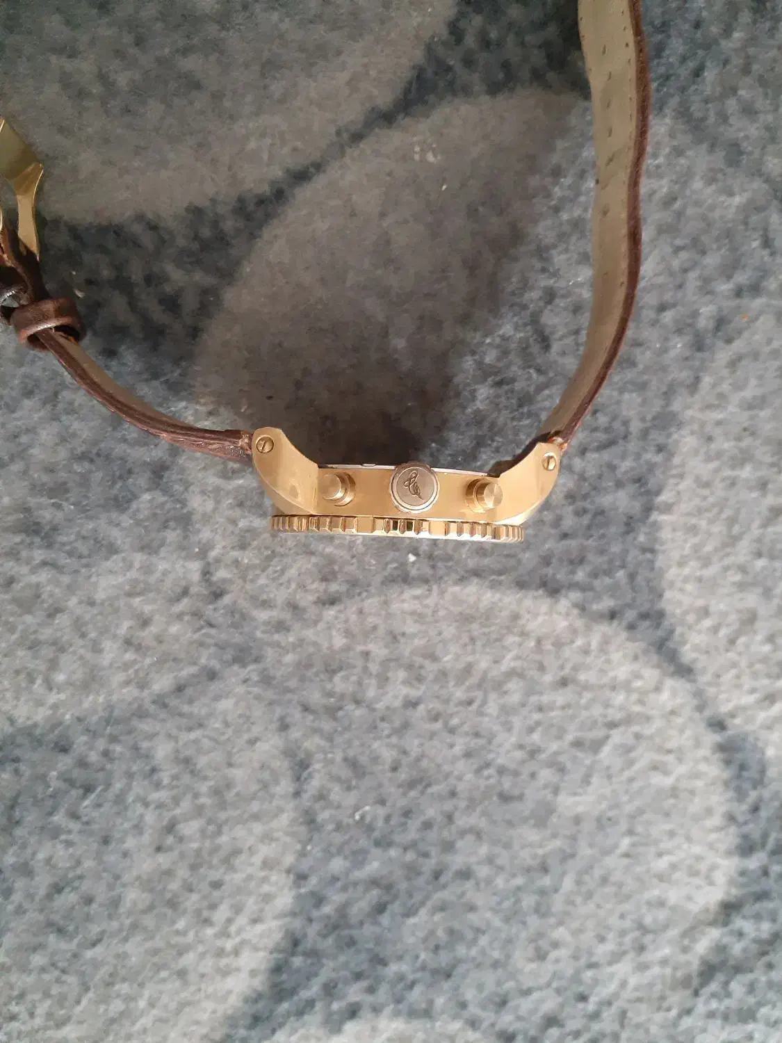 ساعت مچی|ساعت|رباط‌کریم, نصیرشهر|دیوار