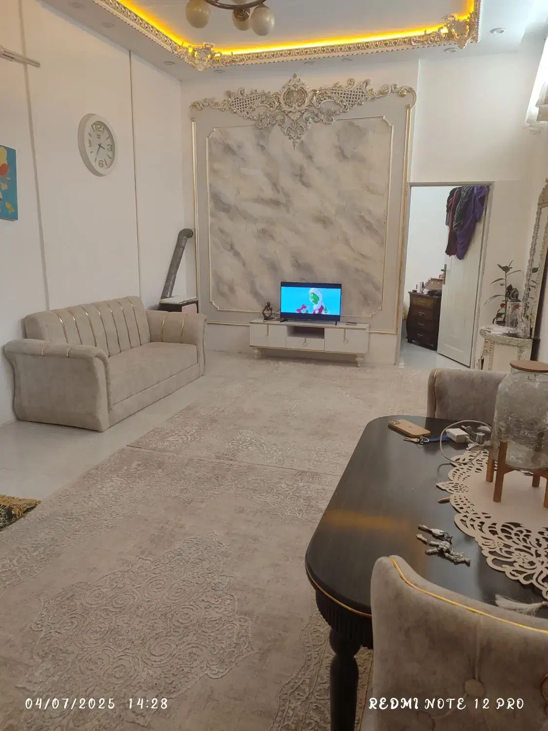 اجاره خونه روزانه کوتاه مدت خیلی تمیر و مرتب|اجارهٔ کوتاهمدت آپارتمان و سوئیت|مشهد, حسینآباد|دیوار