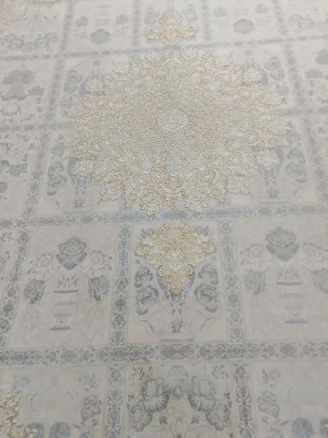 4تخته فرش12متری|فرش|مریوان, |دیوار