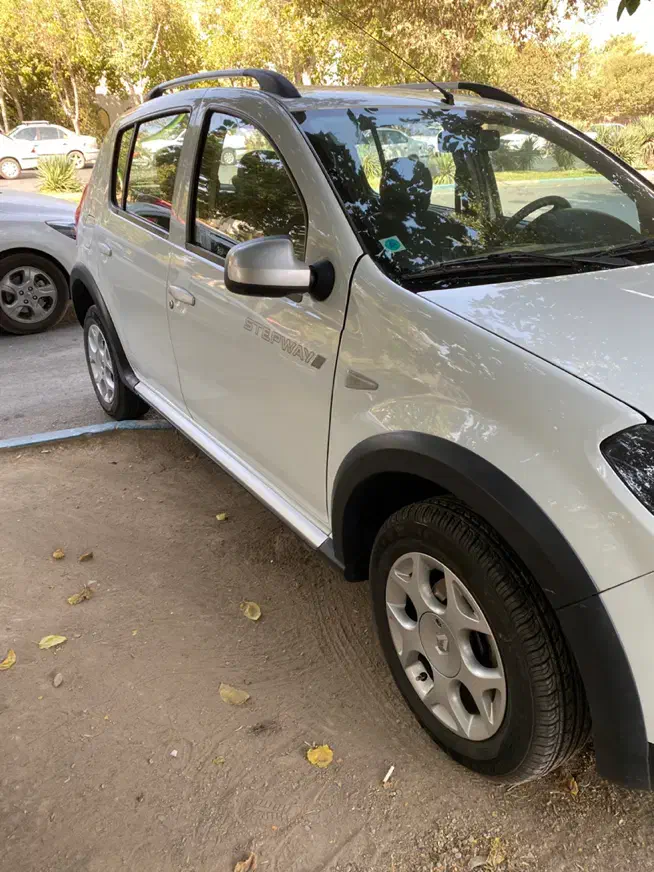 ساندرو استپ وی مدل ۱۳۹۷|خودرو سواری و وانت|اصفهان, وحید|دیوار