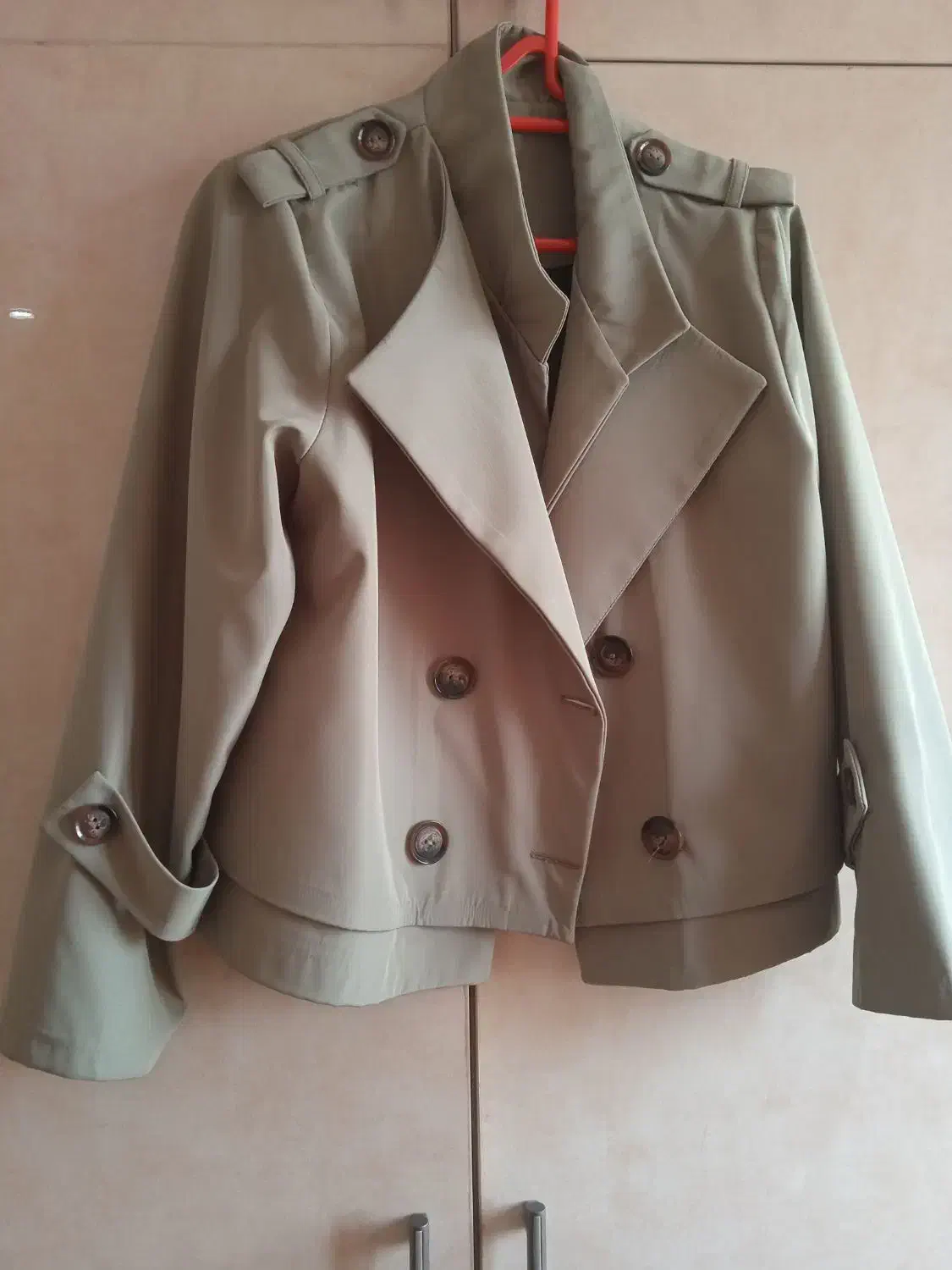 کت ترند|لباس|کرج, کوی زنبق|دیوار