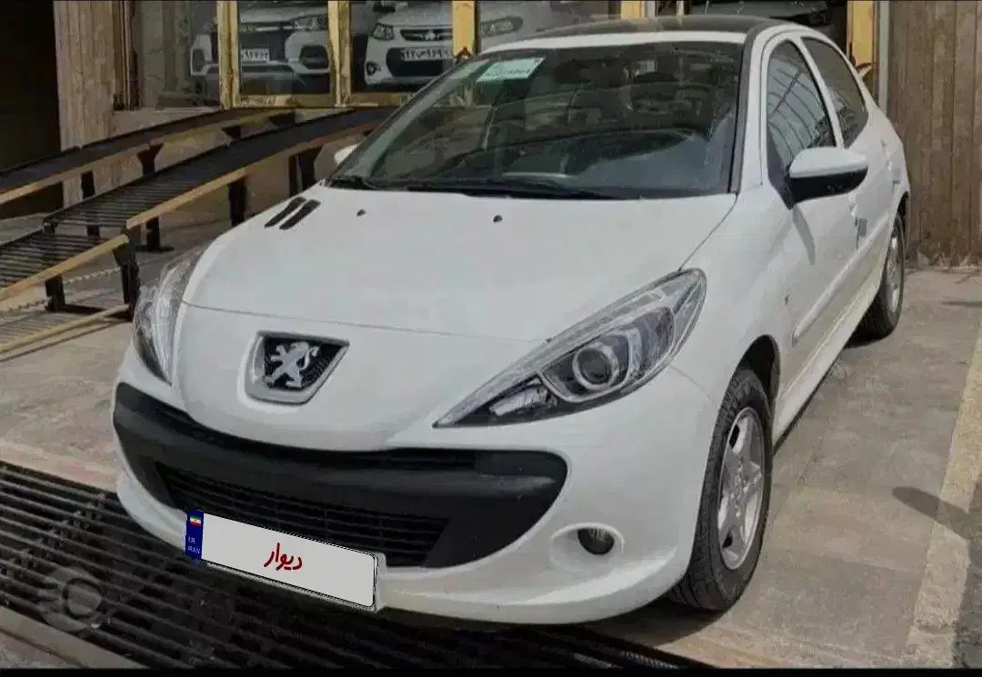 207 اتومات پانا|خودرو سواری و وانت|خرمآباد, |دیوار