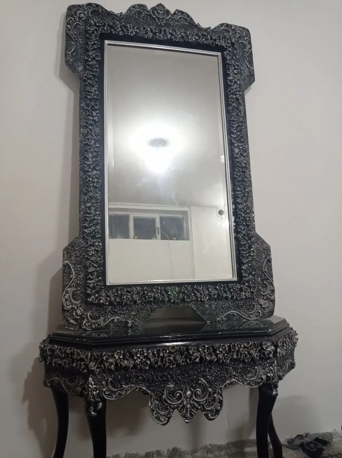 آیینه|آینه|بروجرد, |دیوار