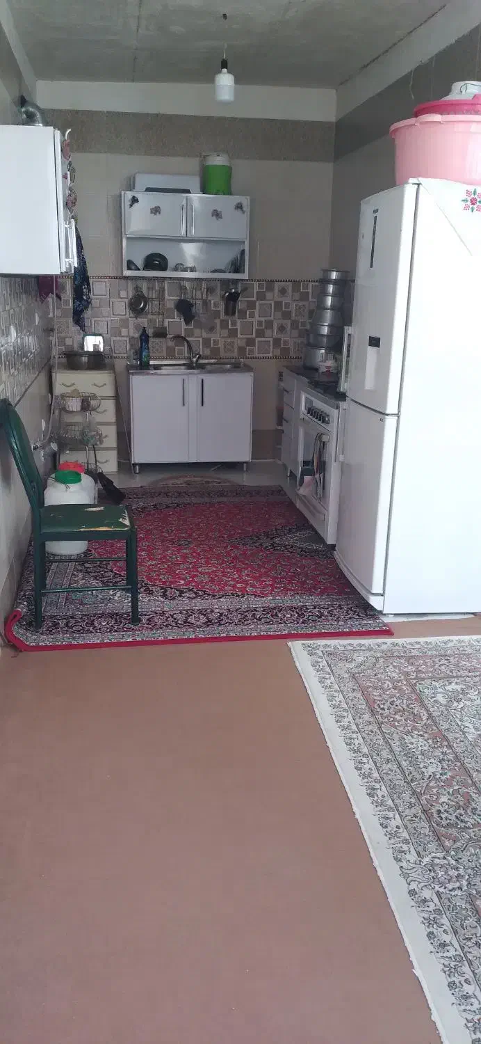 وسط‌قواره‌در‌بست‌تمیز‌نور‌گیر‌عالی|اجارهٔ خانه و ویلا|قم, قلعه کامکار|دیوار