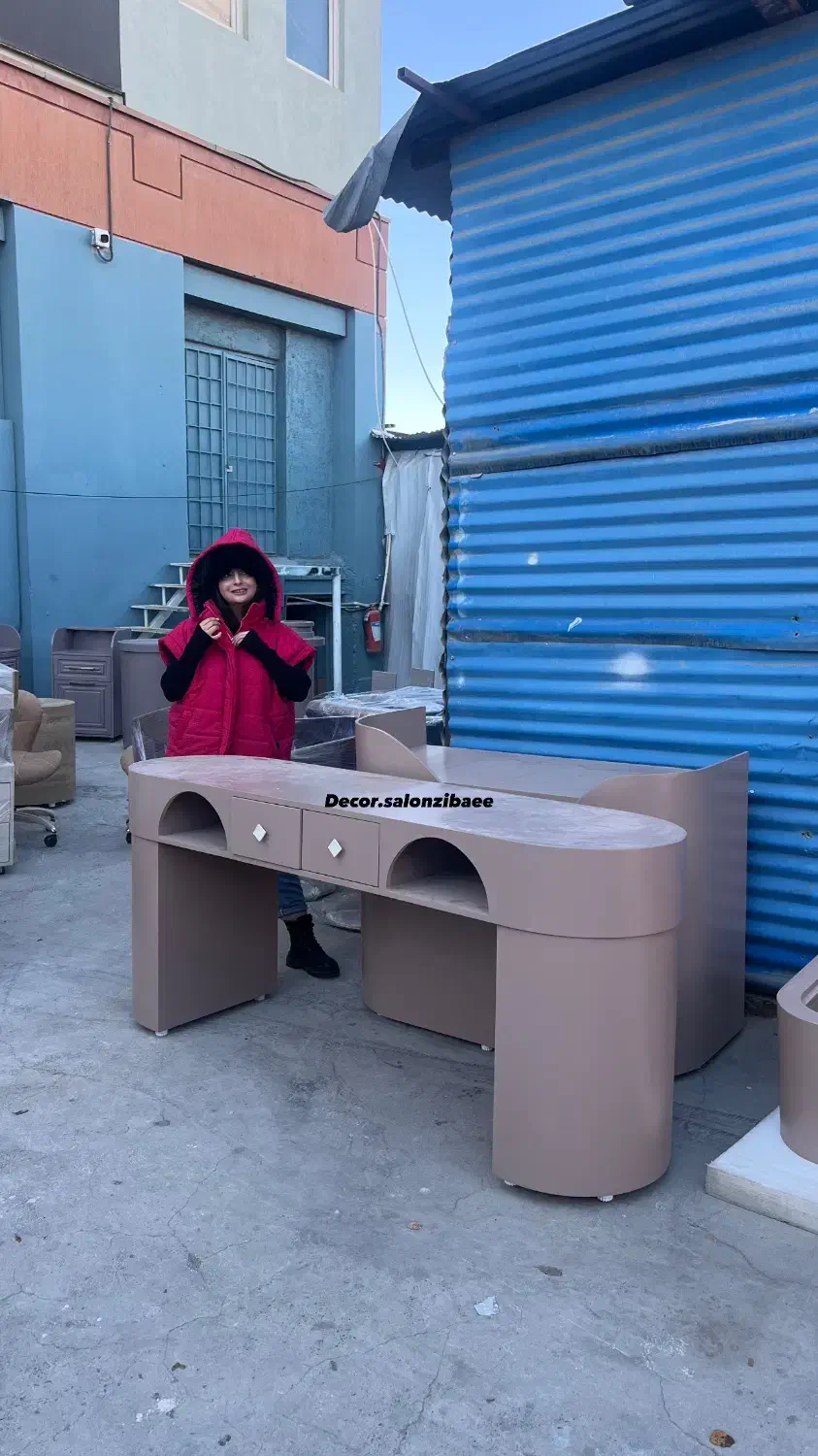 میز ناخن|آرایشگاه و سالن‌های زیبایی|کرج, گلدشت|دیوار