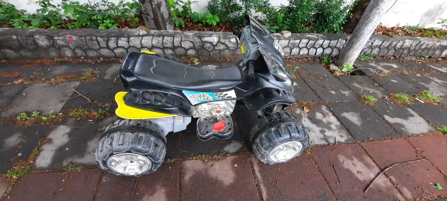 ماشین برقی|دوچرخه، اسکیت، اسکوتر|رشت, نیروی دریایی|دیوار