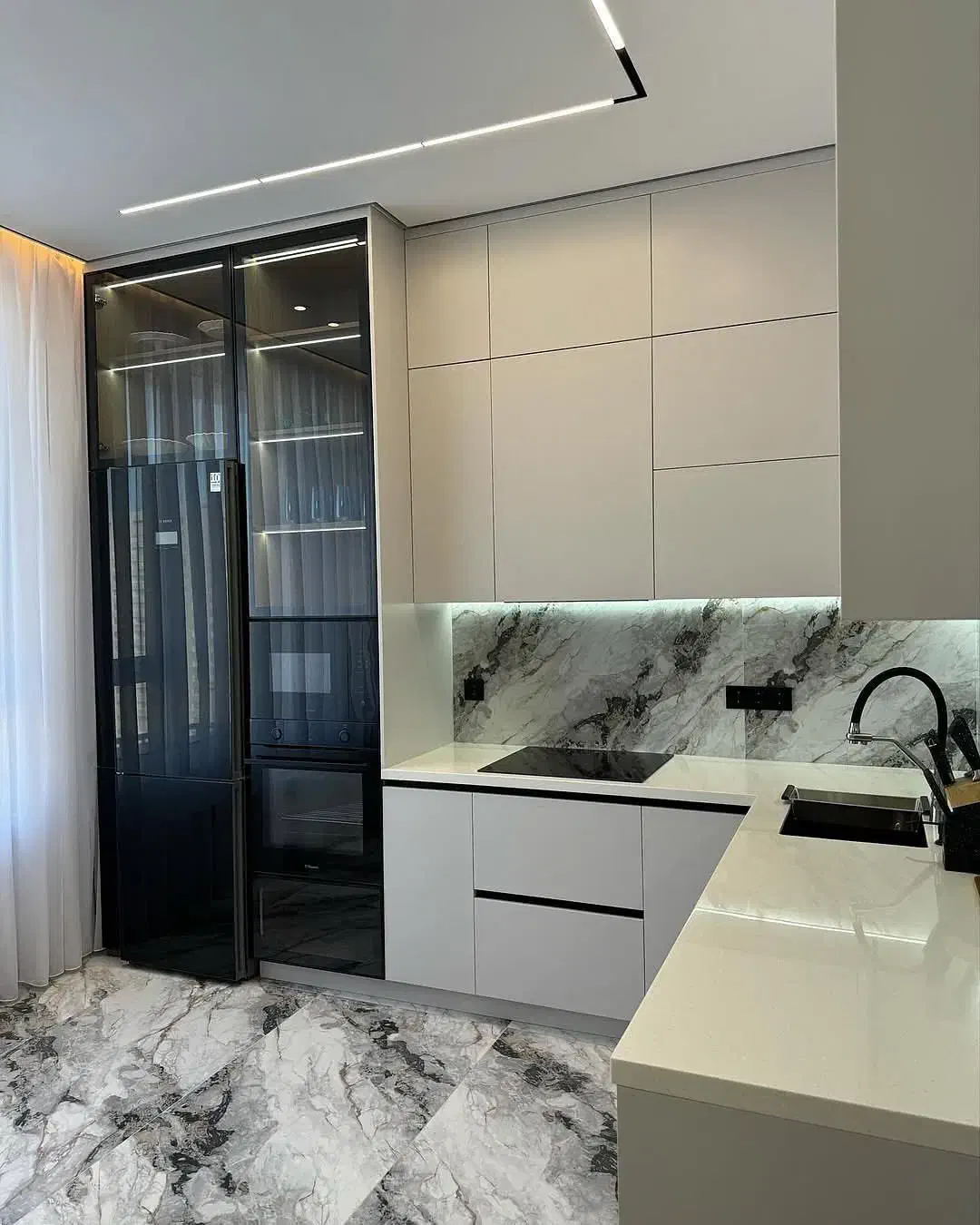 کابینت هایگلاس سفید براق|مصالح و تجهیزات ساختمان|اندیشه, اندیشه فاز ۲|دیوار