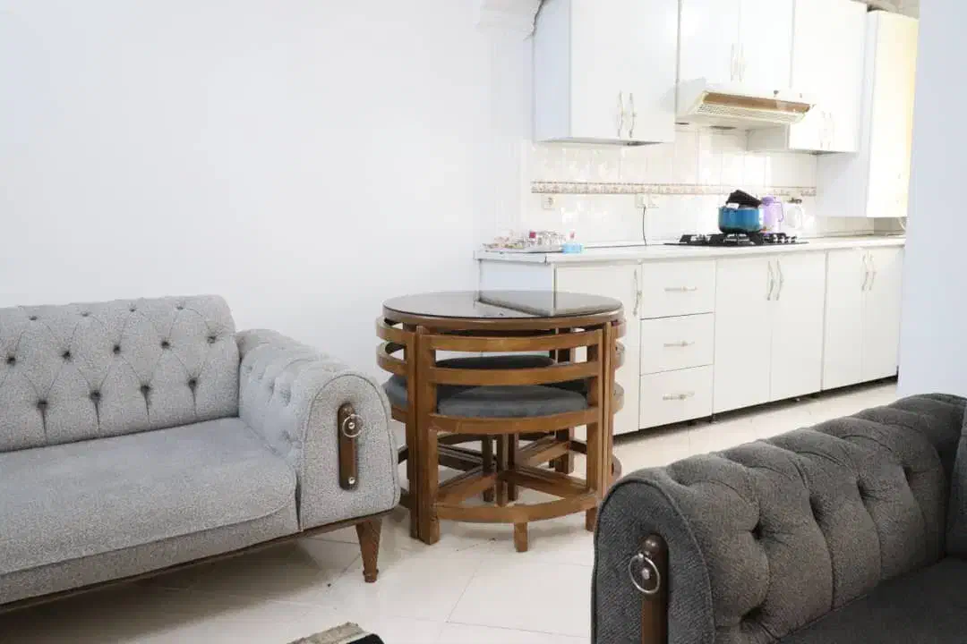 منزل مبله دو خواب مستقل|اجارهٔ کوتاهمدت آپارتمان و سوئیت|شیراز, معالیآباد|دیوار