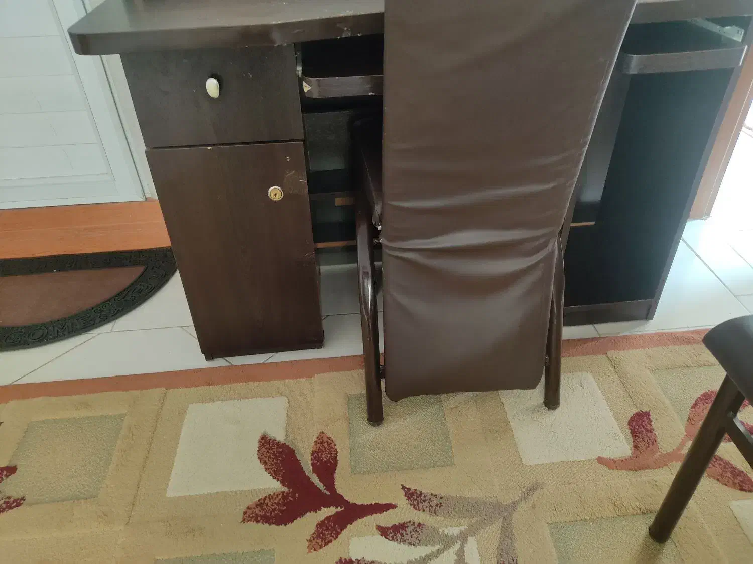 میز کامپیوتر درحد نو|میز تحریر و کامپیوتر|کرمانشاه, |دیوار