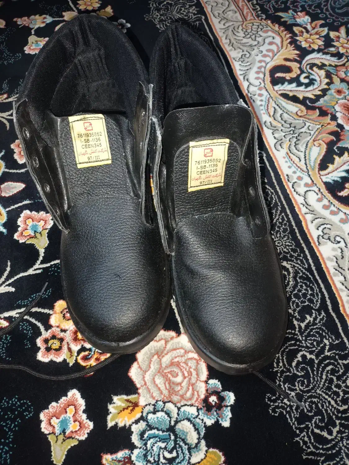 کفش نگهبان|کیف، کفش، کمربند|کرمانشاه, |دیوار