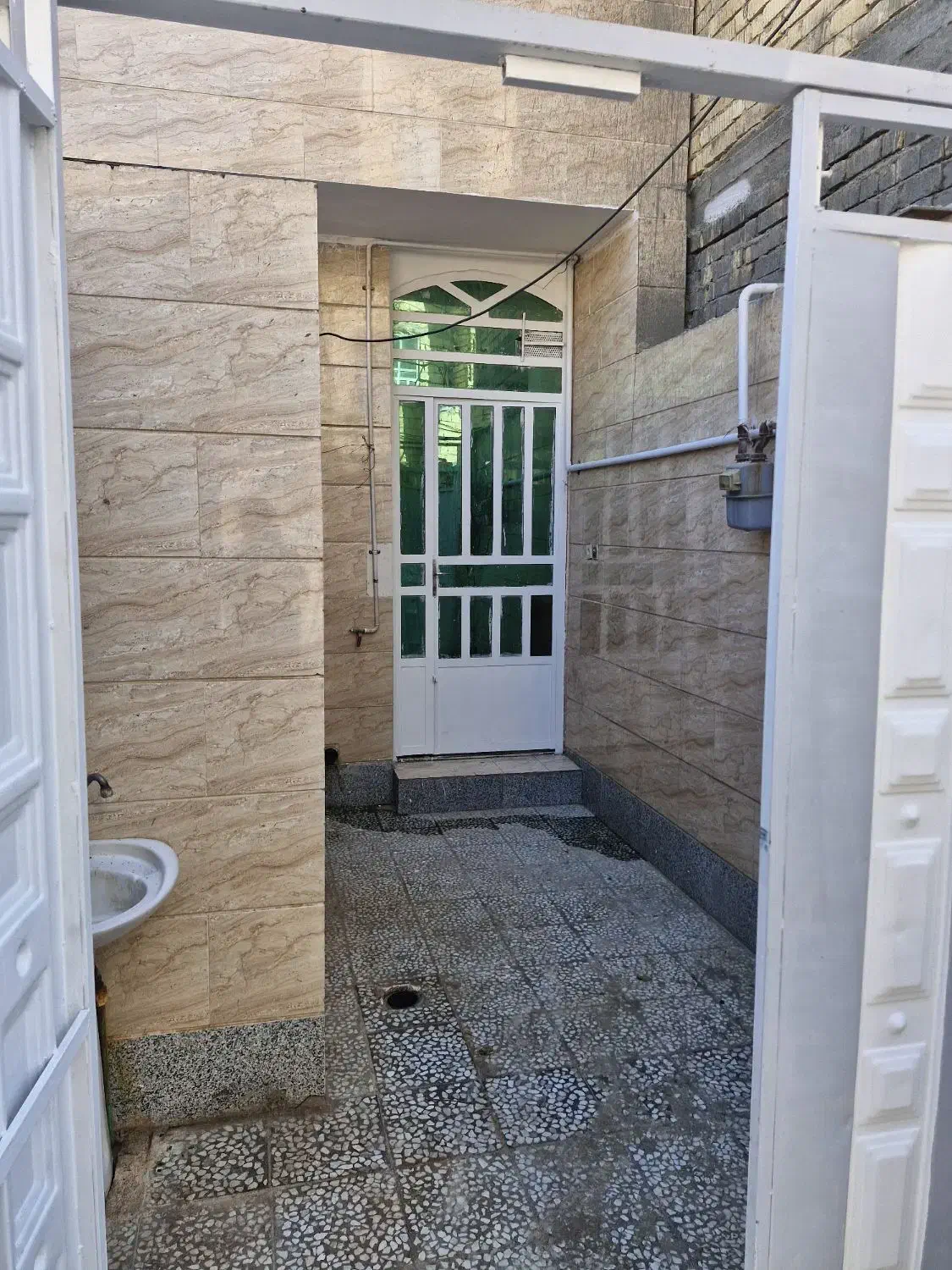 فروش منزل دو خوابه|فروش خانه و ویلا|شیراز, شهرک صادقیه|دیوار