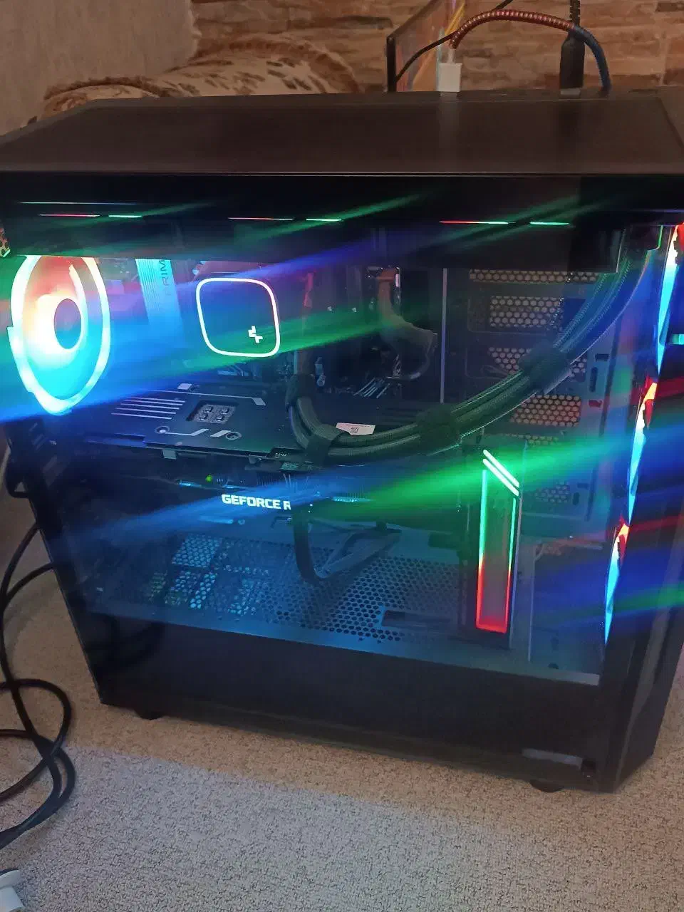 کیس گیمینگ همراه مانیتور و موس کیبورد|رایانه رومیزی|دوگنبدان, |دیوار