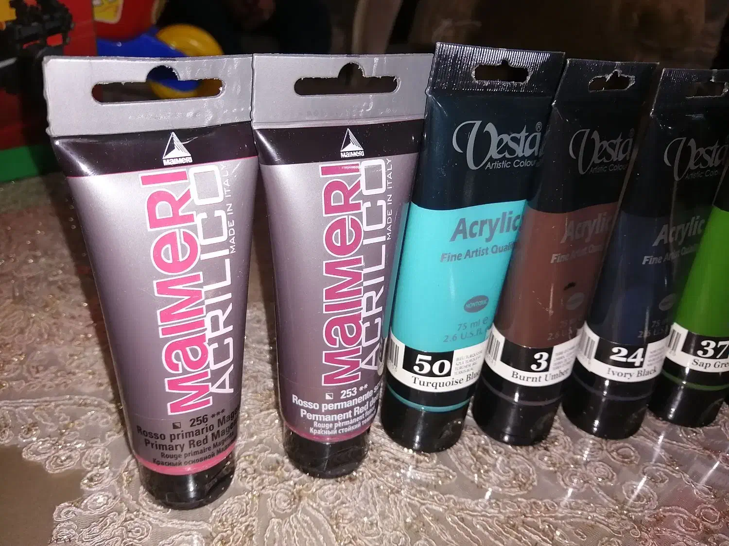 فروش تعدادی رنگ اکرولیک و مایمری|لوازم التحریر|تنکابن, |دیوار